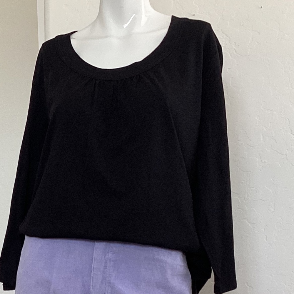 Liz Claiborne Woman, NEW WITH TAGS, sz 2X, black, long sleeves, crew neck